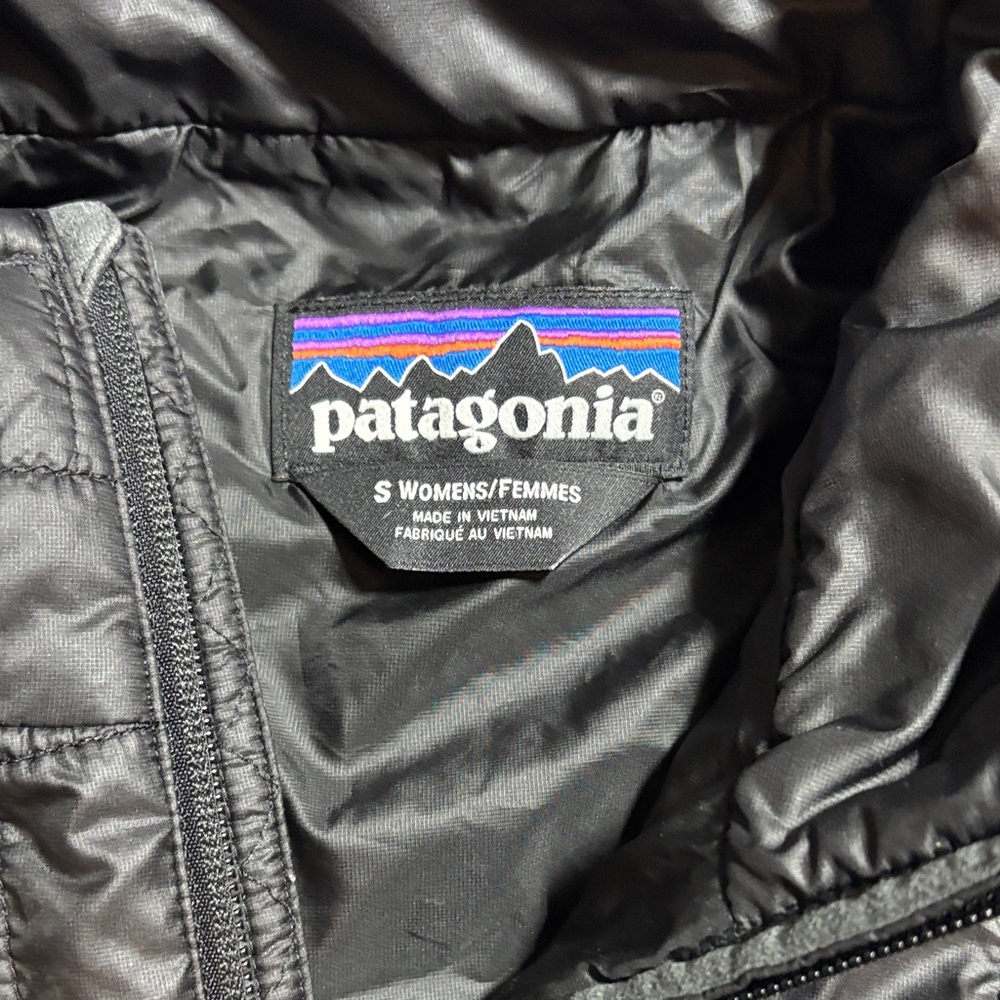 Patagonia Black Quilted Lightweight Jacket - Picture 2 of 6